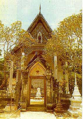 lppaknam15.jpg (31102 bytes)